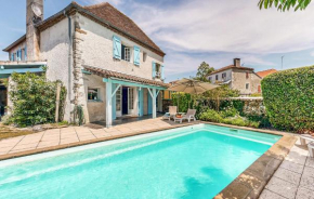 4 Bedroom Stunning Home In Escos